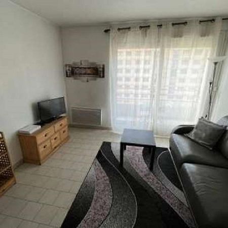 Beau Studio , Ensoleille, Wifi, Etage 5 Ascenceur Appartement Marseilles Buitenkant foto