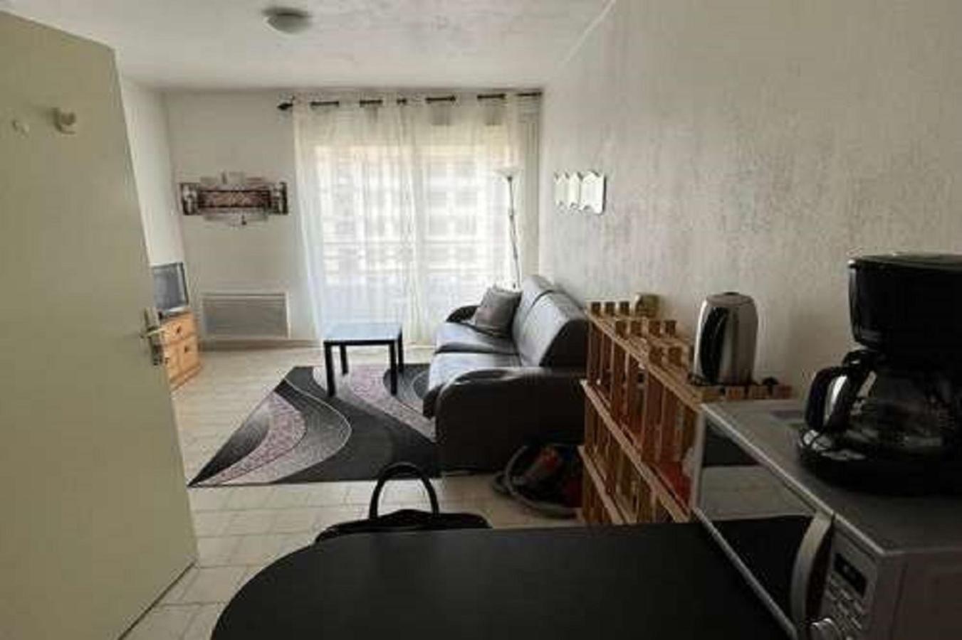 Beau Studio , Ensoleille, Wifi, Etage 5 Ascenceur Appartement Marseilles Buitenkant foto