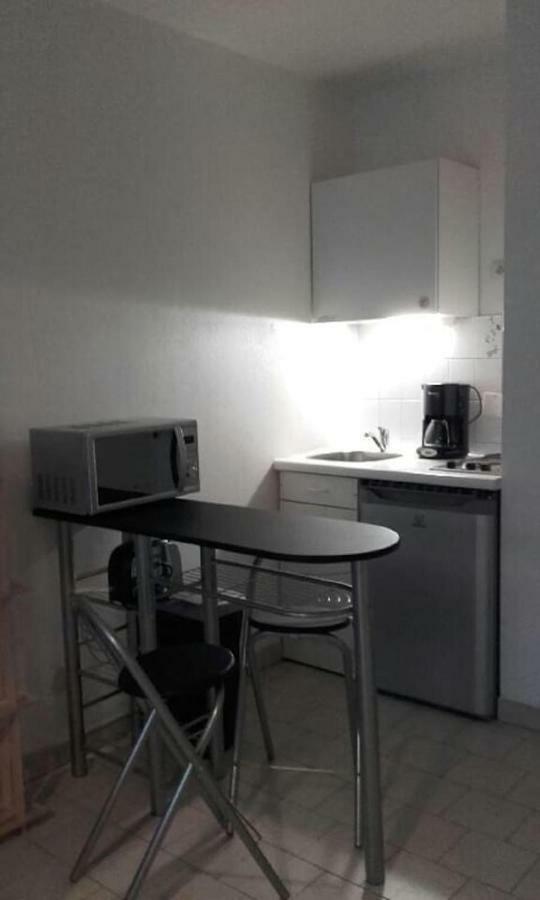 Beau Studio , Ensoleille, Wifi, Etage 5 Ascenceur Appartement Marseilles Buitenkant foto